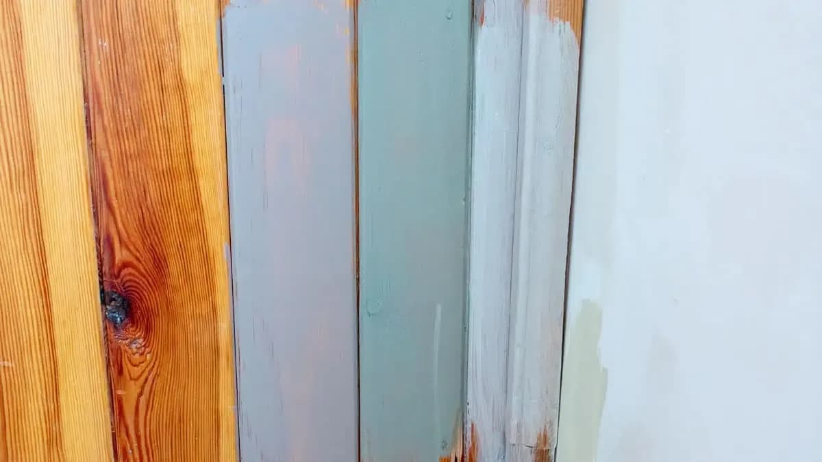 Jak odnowić boazerie na biało i odmienić swoje wnętrze